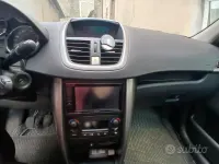 Usata Peugeot 207 70 CV (51 kW) 2007 Grigio Berlina
