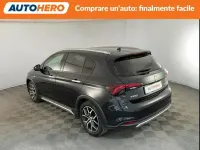 Usata Fiat Tipo Cross 101 CV (74 kW) 2021 Nero Berlina