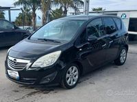 Usata Opel Meriva Cosmo 110 CV (80 kW) 2011 Nero Monovolume