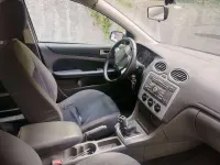 Usata Ford Focus 90 CV (66 kW) 2006 Grigio scuro met Station wagon