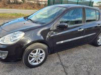 Usata Renault Clio II 75 CV (55 kW) 2009 Nero Utilitaria