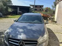 Usata Mercedes A180 109 CV (80 kW) 2014 Grigio Berlina