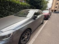 Usata Mercedes A180 122 CV (89 kW) 2015 Grigio Berlina
