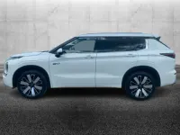 Nuova Mitsubishi Outlander P-HEV Intense 224 CV (164 kW) 2026 Bianco Station wagon