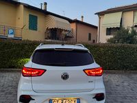 Usata MG ZS 106 CV (77 kW) 2024 Bianco Berlina