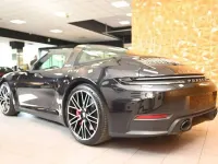 Usata Porsche 911 Targa 4S 480 CV (353 kW) 2026 Nero met/full pelle nera Cabrio