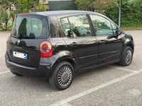 Usata Renault Modus 82 CV (60 kW) 2006 Nero Monovolume