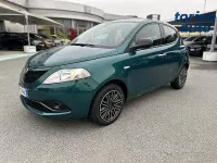 Usata Lancia Ypsilon Gold 69 CV (50 kW) 2018 Verde Utilitaria