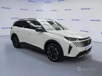 Usata Peugeot 5008 Allure 196 CV (144 kW) 2025 Bianco SUV