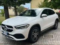 Usata Mercedes GLA180 136 CV (100 kW) 2022 Bianco SUV