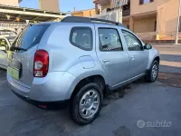 Usata Dacia Duster 110 CV (80 kW) 2012 Grigio SUV