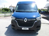 Usata Renault Master 136 CV (100 kW) 2023 Blu/azzurro Monovolume