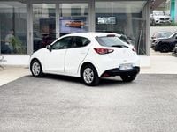 Usata Mazda 2 75 CV (55 kW) 2016 Bianco Berlina