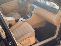 Usata VW Passat Highline 170 CV (125 kW) 2007 Nero Station wagon