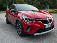 Usata Renault Captur Techno 101 CV (74 kW) 2024 Rosso SUV