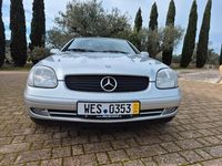 Usata Mercedes SLK200 136 CV (100 kW) 1999 Argento Cabrio