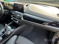 Usata BMW 520 Sport Line 190 CV (139 kW) 2019 Nero Station wagon