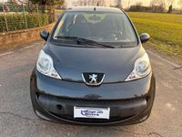 Usata Peugeot 107 68 CV (50 kW) 2007 Grigio Utilitaria
