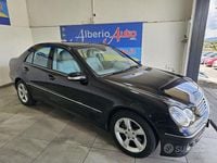 Usata Mercedes C220 Avantgarde 150 CV (110 kW) 2006 Nero Berlina