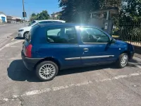 Usata Renault Clio 58 CV (42 kW) 2001 Bluazzurro Berlina