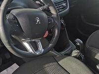 Usata Peugeot 208 75 CV (55 kW) 2017 Blu Utilitaria