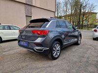 Usata VW T-Roc Style 116 CV (85 kW) 2018 Grigio SUV