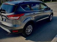 Usata Ford Kuga Titanium 140 CV (102 kW) 2014 Grigio SUV