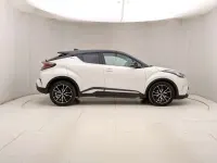 Usata Toyota C-HR Lounge 98 CV (72 kW) 2018 Bianco SUV