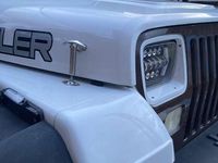 Occasion Jeep Wrangler 110 ch (80 kW) 1992 Blanc SUV