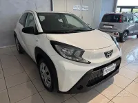 Käytetty Toyota Aygo X Active 72 HP (52 kW) 2026 Valkoinen Katumaasturi