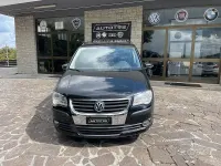 Usata VW Touran Trendline 150 CV (110 kW) 2010 Nero Monovolume