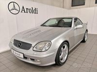 usata Mercedes SLK320 V6 AUTO+CERCHI AMG+XENON+BOSE+TAGLIANDI MERCEDES