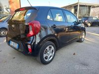 Usado Kia Picanto 67 CV (49 kW) 2017 Negro Utilitario