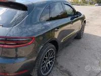 Usata Porsche Macan 252 CV (185 kW) 2018 Grigio SUV