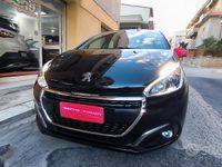 Usata Peugeot 208 Allure 83 CV (61 kW) 2019 Nero Utilitaria