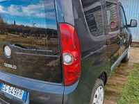 Usata Fiat Doblò 120 CV (88 kW) 2011 Nero Monovolume