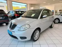 Usata Lancia Ypsilon 60 CV (44 kW) 2008 Grigio Utilitaria
