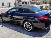 Usata Mercedes C220 170 CV (125 kW) 2017 Nero metallizzato Cabrio