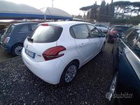 Usata Peugeot 208 81 CV (59 kW) 2016 Bianco Utilitaria