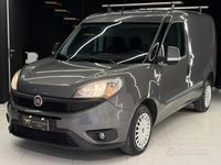 Usata Fiat Doblò Lounge 104 CV (76 kW) 2018 Grigio Monovolume