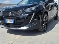 Usata Peugeot 2008 Allure 131 CV (96 kW) 2023 Nero SUV