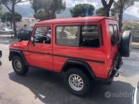 Usata Mercedes 240 72 CV (52 kW) 1980 Rosso SUV
