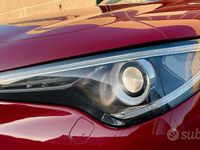 Usado Alfa Romeo Stelvio Sprint 190 CV (139 kW) 2022 Rojo SUV