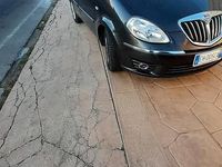 Usata Lancia Musa 70 CV (51 kW) 2011 Grigio Monovolume