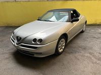 Begagnad Alfa Romeo Spider 155 HK (114 kW) 1999 Silver Cab