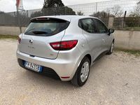 Usata Renault Clio IV Life 75 CV (55 kW) 2017 Argento Berlina