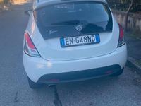 Usata Lancia Ypsilon 2012 Bianco Utilitaria