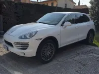 Usata Porsche Cayenne 245 CV (180 kW) 2012 Bianco SUV