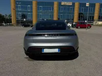 Usata Porsche Taycan Turbo S 559 kW (761 CV) 2021 Argento Berlina