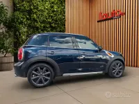 Usata Mini Cooper D Countryman Business 113 CV (83 kW) 2015 Blu SUV